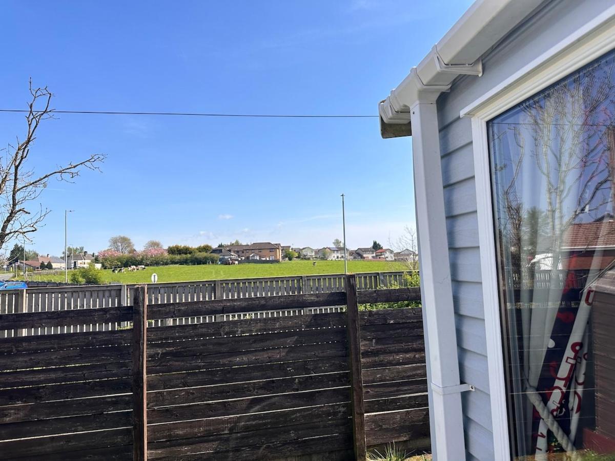 3-Bedroom Swift Caravan - Uddingston, Glasgow Zewnętrze zdjęcie